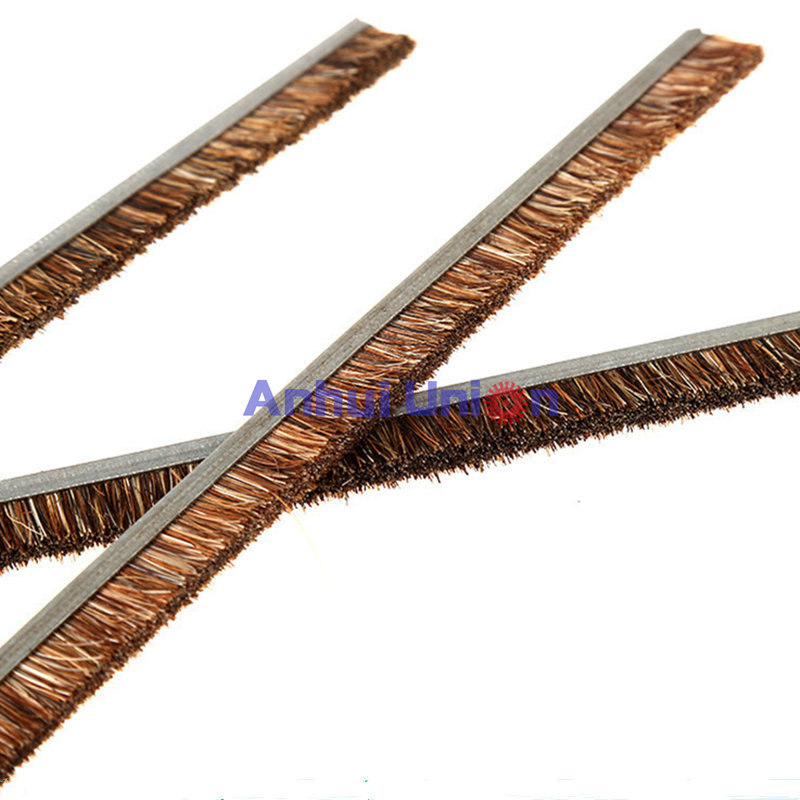 Horse Hair Strip Brush