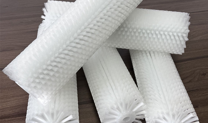 White Nylon Brush Roller