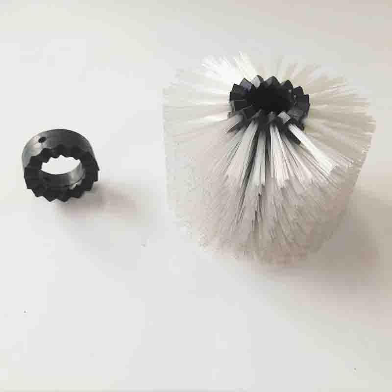 Quick Snap Roller Brush